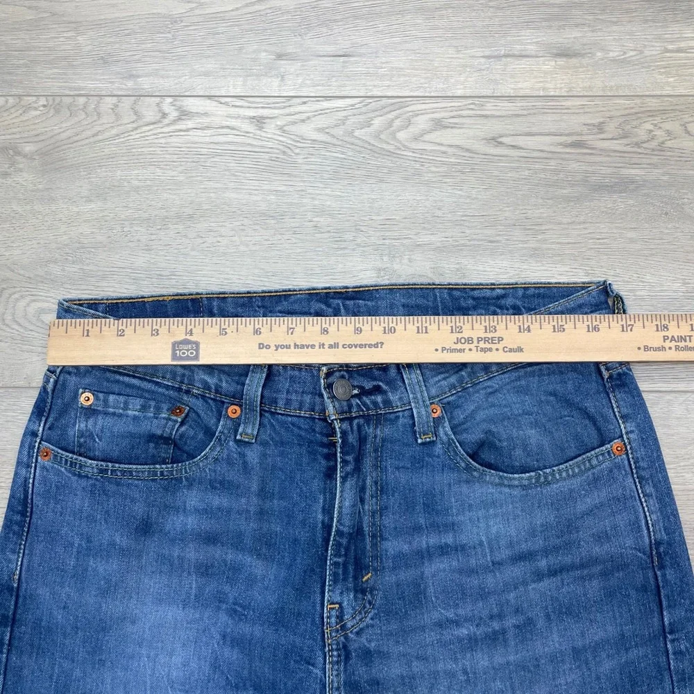 Levis this piece